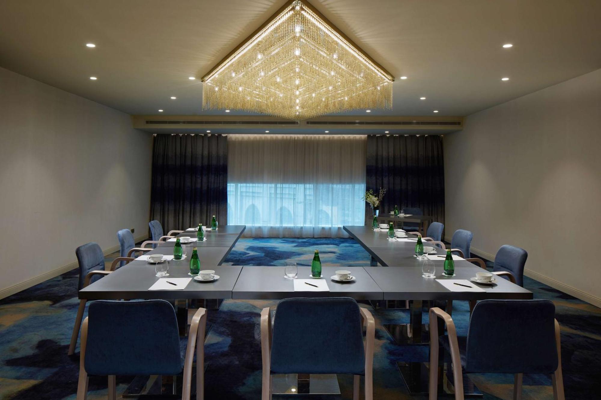 โรงแรมชาซา มักกะฮ์ Mecca ภายนอก รูปภาพ Meeting room